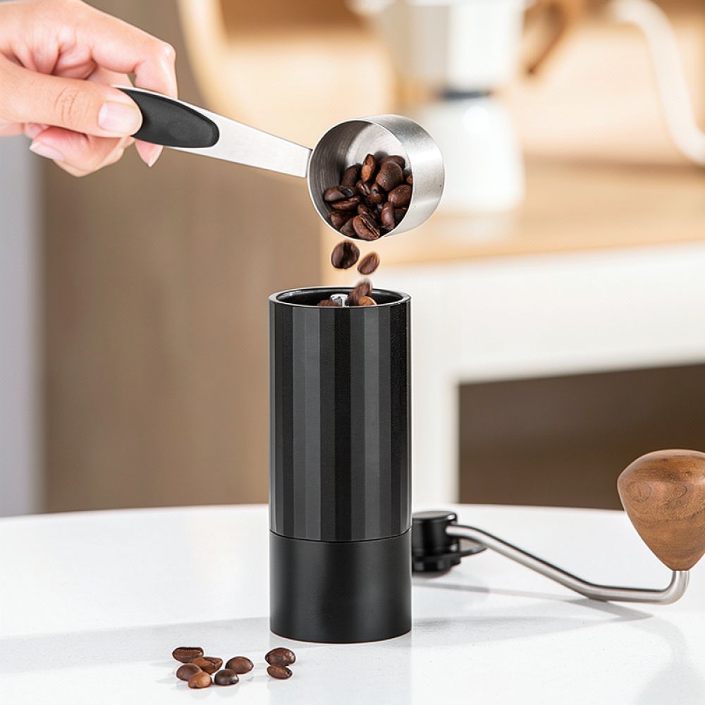 手動式コーヒーミル。調整可能なステンレス製刃を使用。エスプレ - Coffee Equipment Pour Over のレビューと価格